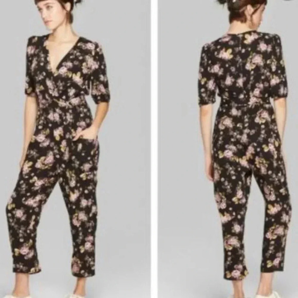Wild Fable Floral Print  V-Neck Jumpsuit NWT - Picture 2 of 3